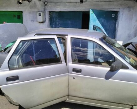 Серый ВАЗ 2106, объемом двигателя 1.6 л и пробегом 228 тыс. км за 607 $, фото 3 на Automoto.ua