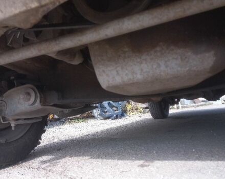 Серый ВАЗ 2106, объемом двигателя 1.3 л и пробегом 120 тыс. км за 800 $, фото 5 на Automoto.ua