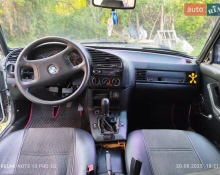 Серый ВАЗ 2106, объемом двигателя 1.29 л и пробегом 100 тыс. км за 1250 $, фото 6 на Automoto.ua