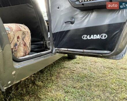 Серый ВАЗ 2106, объемом двигателя 1.3 л и пробегом 50 тыс. км за 1000 $, фото 22 на Automoto.ua