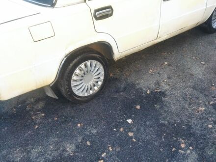 Серый ВАЗ 2106, объемом двигателя 1 л и пробегом 20 тыс. км за 391 $, фото 1 на Automoto.ua