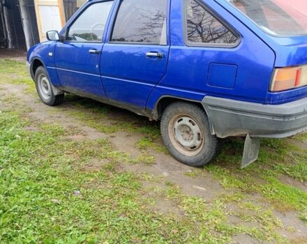 Синий ВАЗ 2106, объемом двигателя 1.6 л и пробегом 100 тыс. км за 999 $, фото 2 на Automoto.ua