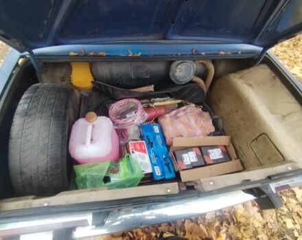 ВАЗ 2106 1978 в Славянске на Automoto.ua Синий ВАЗ 2106, объемом двигателя 1.5 л и пробегом 94 тыс. км за 547 $, фото 2 на Automoto.ua