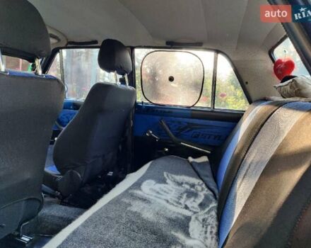 Синий ВАЗ 2106, объемом двигателя 1.5 л и пробегом 190 тыс. км за 800 $, фото 4 на Automoto.ua