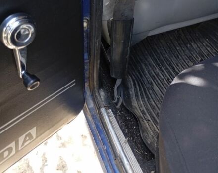 Синий ВАЗ 2106, объемом двигателя 1.3 л и пробегом 810 тыс. км за 883 $, фото 5 на Automoto.ua