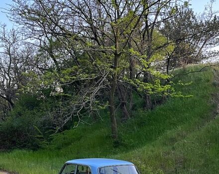 Синий ВАЗ 2106, объемом двигателя 1.5 л и пробегом 80 тыс. км за 1350 $, фото 2 на Automoto.ua