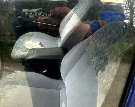 Синий ВАЗ 2106, объемом двигателя 1.6 л и пробегом 100 тыс. км за 500 $, фото 4 на Automoto.ua