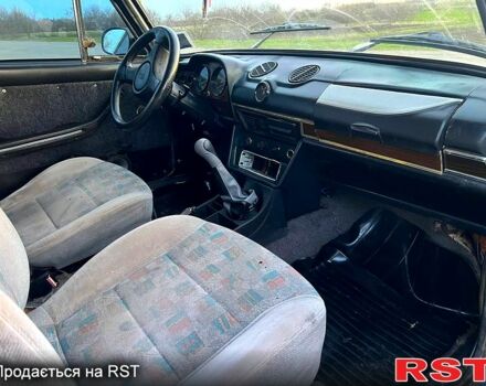 Синий ВАЗ 2106, объемом двигателя 16 л и пробегом 220 тыс. км за 699 $, фото 5 на Automoto.ua