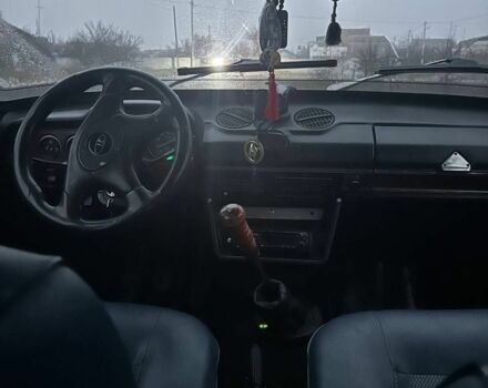 Синий ВАЗ 2106, объемом двигателя 1.5 л и пробегом 100 тыс. км за 899 $, фото 2 на Automoto.ua