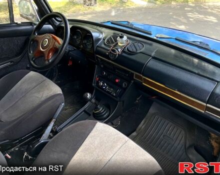 Синий ВАЗ 2106, объемом двигателя 1.5 л и пробегом 300 тыс. км за 650 $, фото 1 на Automoto.ua