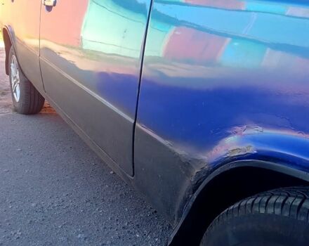 Синий ВАЗ 2106, объемом двигателя 1.6 л и пробегом 150 тыс. км за 1000 $, фото 2 на Automoto.ua