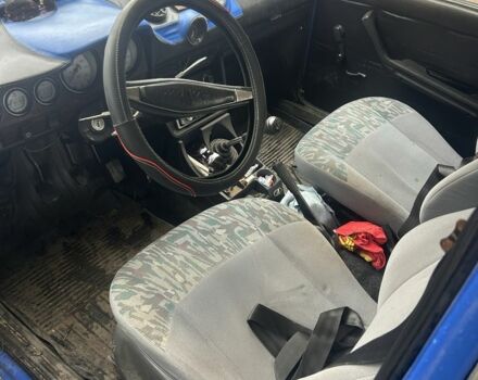 Синий ВАЗ 2106, объемом двигателя 1.6 л и пробегом 100 тыс. км за 700 $, фото 5 на Automoto.ua