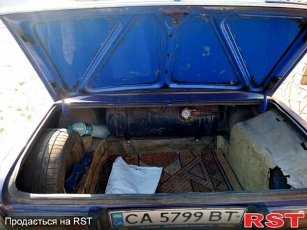 ВАЗ 2106 1983 у Черкасах на Automoto.ua Синій ВАЗ 2106, об'ємом двигуна 1.5 л та пробігом 0 тис. км за 600 $, фото 1 на Automoto.ua