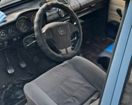 Синий ВАЗ 2106, объемом двигателя 1.3 л и пробегом 600 тыс. км за 357 $, фото 1 на Automoto.ua