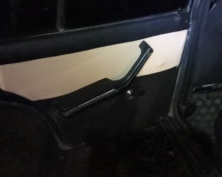 Зеленый ВАЗ 2106, объемом двигателя 1.6 л и пробегом 56 тыс. км за 714 $, фото 12 на Automoto.ua