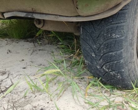 Зеленый ВАЗ 2106, объемом двигателя 0 л и пробегом 300 тыс. км за 724 $, фото 3 на Automoto.ua