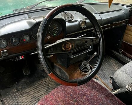 Зеленый ВАЗ 2106, объемом двигателя 1.6 л и пробегом 100 тыс. км за 500 $, фото 6 на Automoto.ua