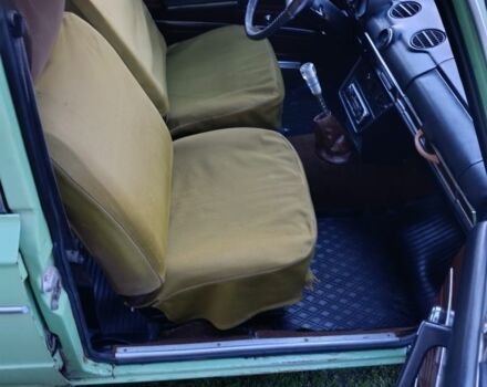 Зеленый ВАЗ 2106, объемом двигателя 1 л и пробегом 53 тыс. км за 360 $, фото 5 на Automoto.ua