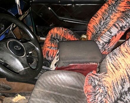 Зеленый ВАЗ 2106, объемом двигателя 1.3 л и пробегом 180 тыс. км за 330 $, фото 8 на Automoto.ua