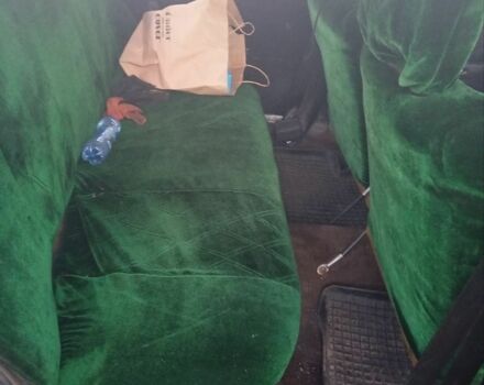 Зеленый ВАЗ 2106, объемом двигателя 1.3 л и пробегом 300 тыс. км за 307 $, фото 3 на Automoto.ua