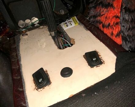 Зеленый ВАЗ 2106, объемом двигателя 1.3 л и пробегом 180 тыс. км за 330 $, фото 7 на Automoto.ua