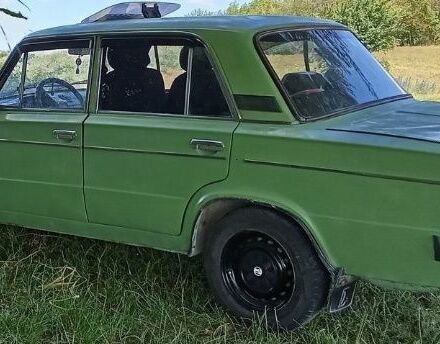 Зеленый ВАЗ 2106, объемом двигателя 1.1 л и пробегом 46 тыс. км за 800 $, фото 1 на Automoto.ua
