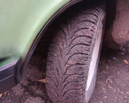 Зеленый ВАЗ 2106, объемом двигателя 1.3 л и пробегом 3 тыс. км за 571 $, фото 4 на Automoto.ua