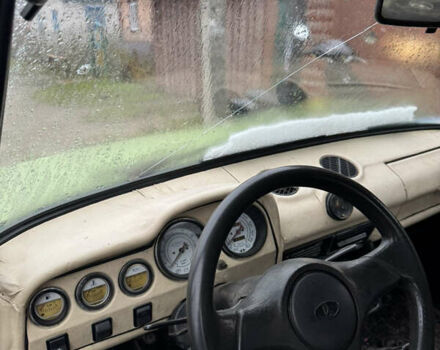 Зеленый ВАЗ 2106, объемом двигателя 1.45 л и пробегом 150 тыс. км за 465 $, фото 4 на Automoto.ua