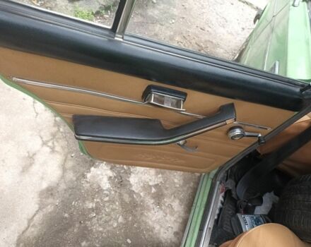 Зеленый ВАЗ 2106, объемом двигателя 0 л и пробегом 127 тыс. км за 596 $, фото 5 на Automoto.ua