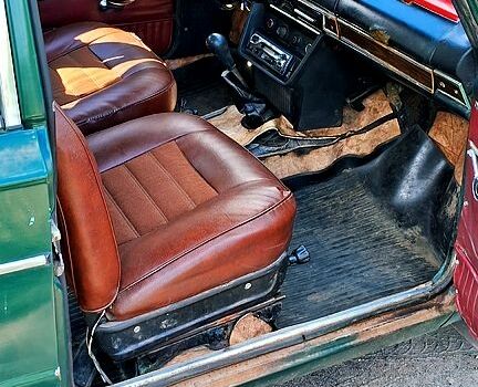 Зеленый ВАЗ 2106, объемом двигателя 1.3 л и пробегом 26 тыс. км за 700 $, фото 4 на Automoto.ua