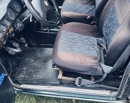 Зеленый ВАЗ 2106, объемом двигателя 1.5 л и пробегом 407 тыс. км за 1000 $, фото 3 на Automoto.ua