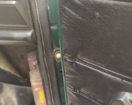 Зеленый ВАЗ 2106, объемом двигателя 1 л и пробегом 97 тыс. км за 1100 $, фото 6 на Automoto.ua