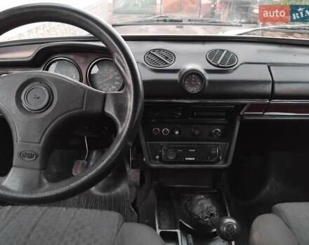 Зеленый ВАЗ 2106, объемом двигателя 1.3 л и пробегом 140 тыс. км за 1550 $, фото 5 на Automoto.ua