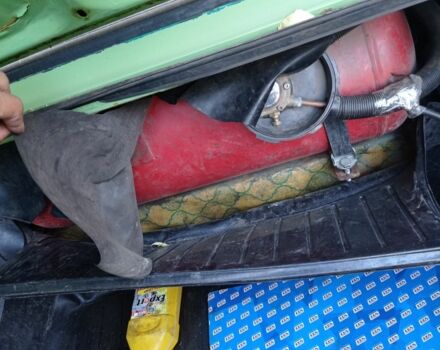 Зеленый ВАЗ 2106, объемом двигателя 1.3 л и пробегом 80 тыс. км за 401 $, фото 5 на Automoto.ua