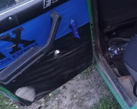 Зеленый ВАЗ 2106, объемом двигателя 1.3 л и пробегом 270 тыс. км за 476 $, фото 11 на Automoto.ua