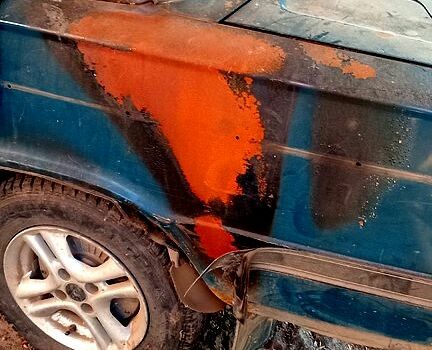 Зеленый ВАЗ 2106, объемом двигателя 1.6 л и пробегом 230 тыс. км за 410 $, фото 3 на Automoto.ua