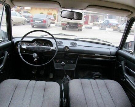 Зелений ВАЗ 2106, об'ємом двигуна 1.6 л та пробігом 110 тис. км за 190 $, фото 3 на Automoto.ua