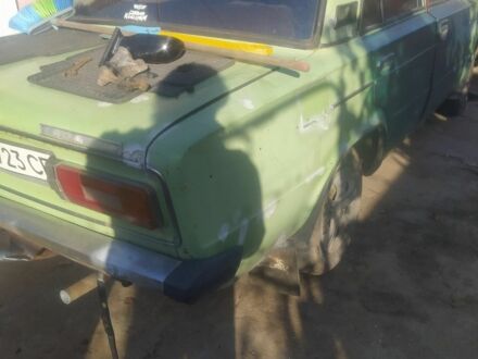 Зеленый ВАЗ 2106, объемом двигателя 1 л и пробегом 1000 тыс. км за 300 $, фото 1 на Automoto.ua