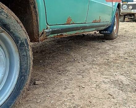 Зеленый ВАЗ 2106, объемом двигателя 1.3 л и пробегом 800 тыс. км за 600 $, фото 1 на Automoto.ua