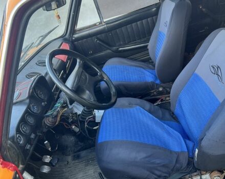 Оранжевый ВАЗ 2106, объемом двигателя 1.3 л и пробегом 110 тыс. км за 400 $, фото 5 на Automoto.ua