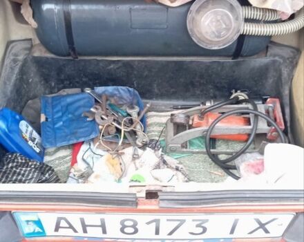 Оранжевый ВАЗ 2106, объемом двигателя 1.6 л и пробегом 105 тыс. км за 592 $, фото 6 на Automoto.ua