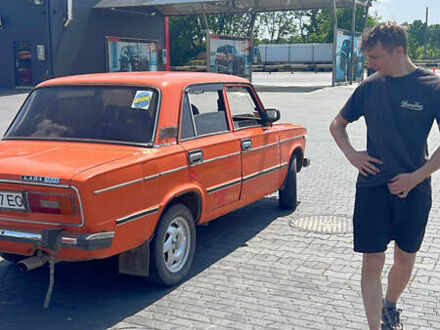 ВАЗ 2106 1978 у Чернівцях на Automoto.ua Помаранчевий ВАЗ 2106, об'ємом двигуна 1.3 л та пробігом 326 тис. км за 550 $, фото 1 на Automoto.ua