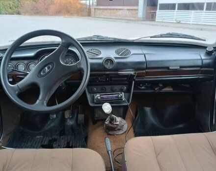 Белый ВАЗ 21061, объемом двигателя 0 л и пробегом 2 тыс. км за 40000 $, фото 6 на Automoto.ua