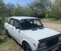 Белый ВАЗ 2107, объемом двигателя 1.5 л и пробегом 70 тыс. км за 686 $, фото 1 на Automoto.ua