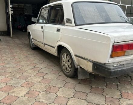 Белый ВАЗ 2107, объемом двигателя 1.5 л и пробегом 150 тыс. км за 400 $, фото 3 на Automoto.ua