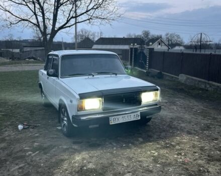 Белый ВАЗ 2107, объемом двигателя 1.5 л и пробегом 1 тыс. км за 1051 $, фото 2 на Automoto.ua