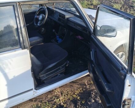 Білий ВАЗ 2107, об'ємом двигуна 1 л та пробігом 150 тис. км за 616 $, фото 4 на Automoto.ua