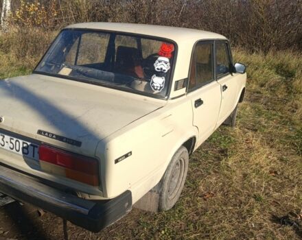 ВАЗ 2107 1982 у Вінниці на Automoto.ua Білий ВАЗ 2107, об'ємом двигуна 1.3 л та пробігом 1 тис. км за 239 $, фото 2 на Automoto.ua