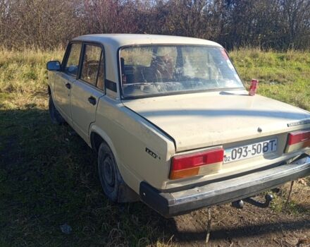 ВАЗ 2107 1982 у Вінниці на Automoto.ua Білий ВАЗ 2107, об'ємом двигуна 1.3 л та пробігом 1 тис. км за 239 $, фото 1 на Automoto.ua