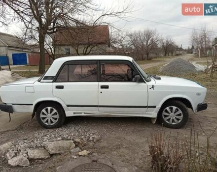 Белый ВАЗ 2107, объемом двигателя 1.5 л и пробегом 758 тыс. км за 1600 $, фото 3 на Automoto.ua